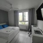 3-Bedroom Apartment With 2 Free Parking Spots - Tauron Arena