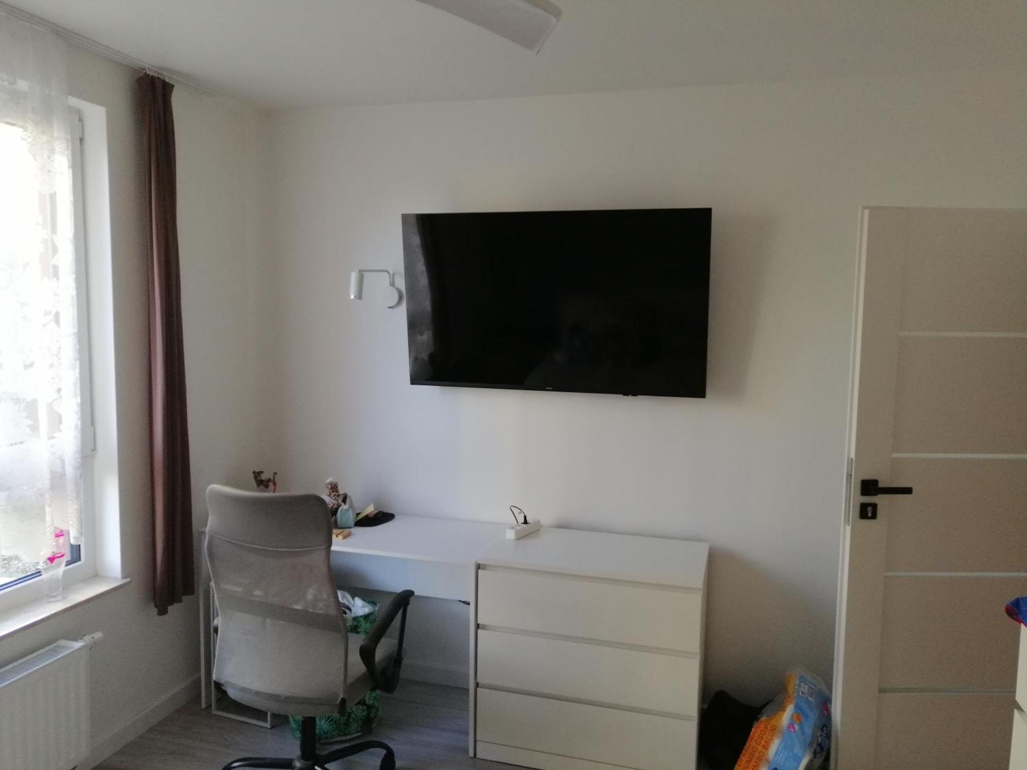 Privatunterkunft 3-Bedroom Apartment With 2 Free Parking Spots - Tauron Arena