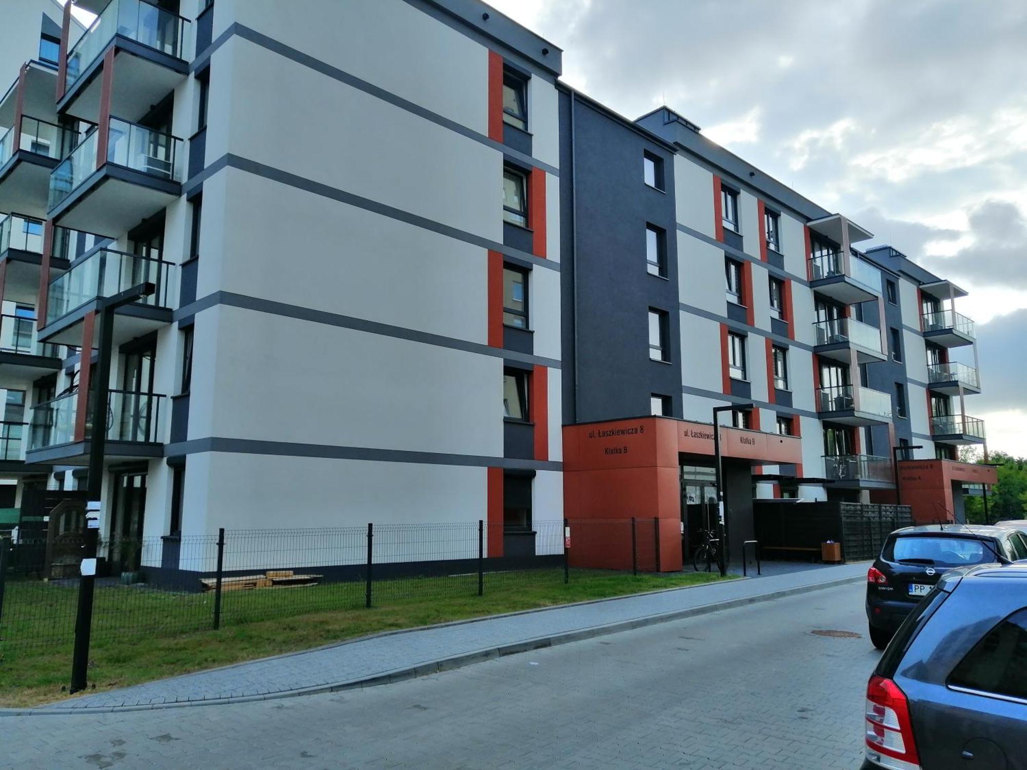 3-Bedroom Apartment With 2 Free Parking Spots - Tauron Arena Privatunterkunft *