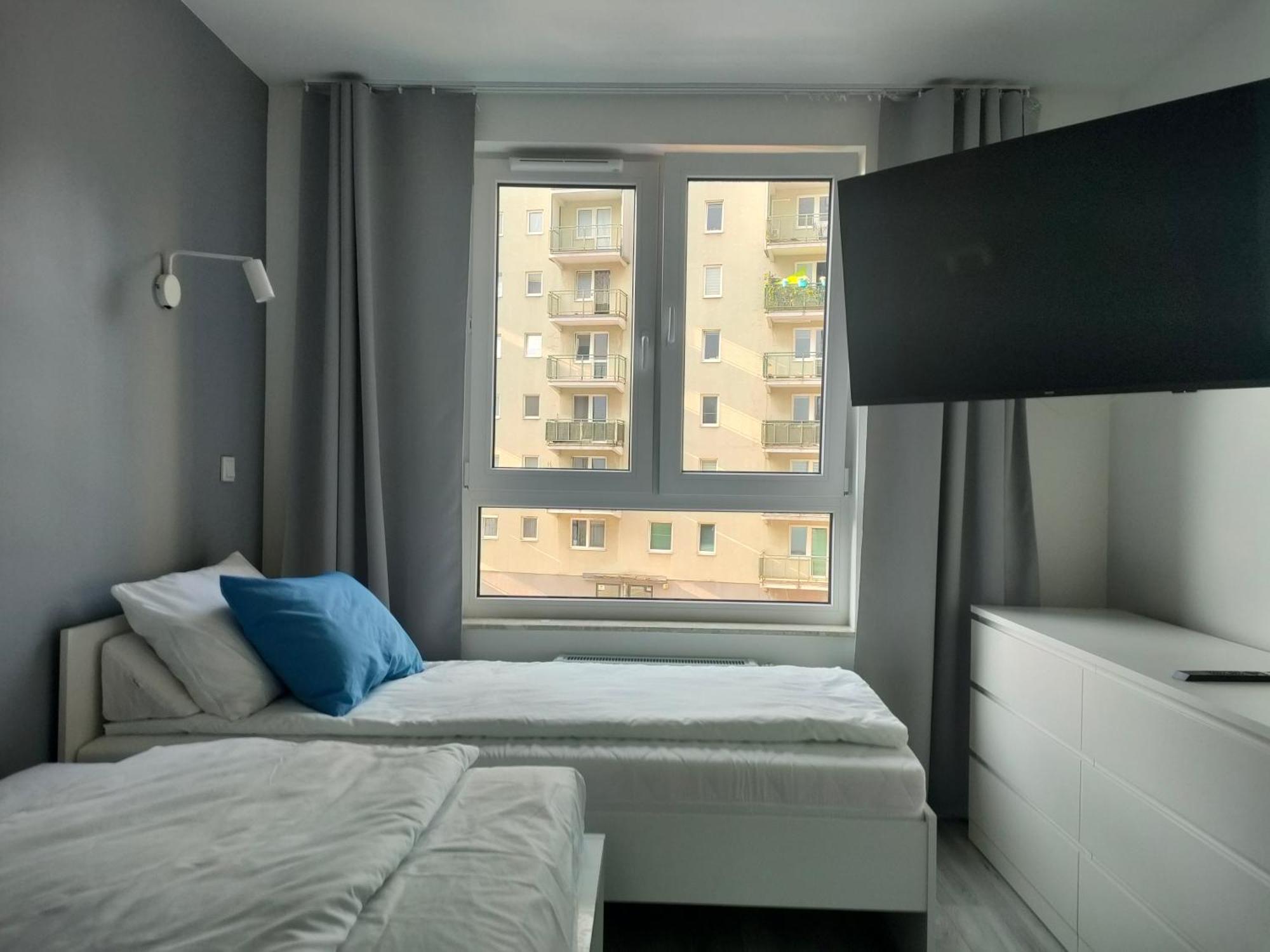 Privatunterkunft 3-Bedroom Apartment With 2 Free Parking Spots - Tauron Arena *